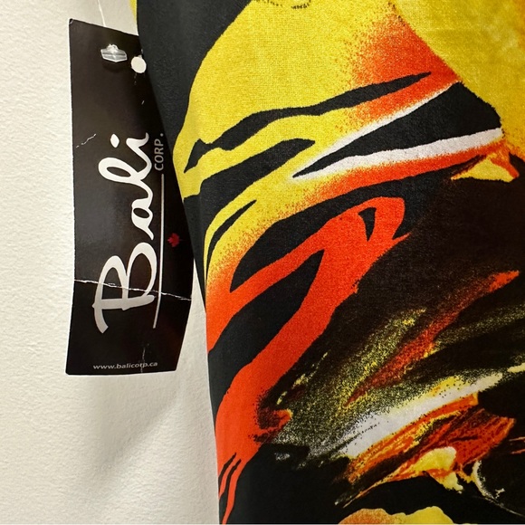 NEW Multi Coloured 
Bali sleeveless top
Size Medium but fits more like a Small - Picture 3 of 6